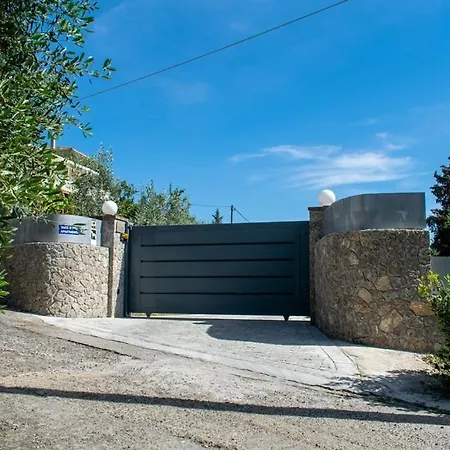 Apartman Takis & Eirini Family Pérama