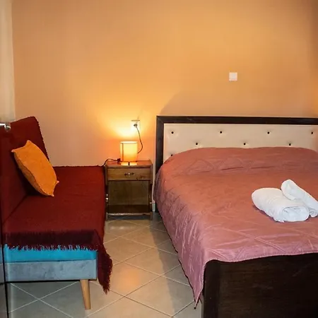 Takis & Eirini Family Apartment