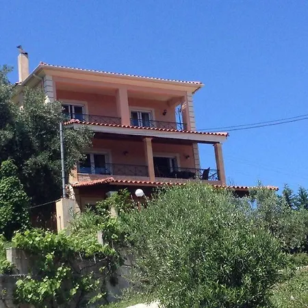 Takis & Eirini Family Apartamento
